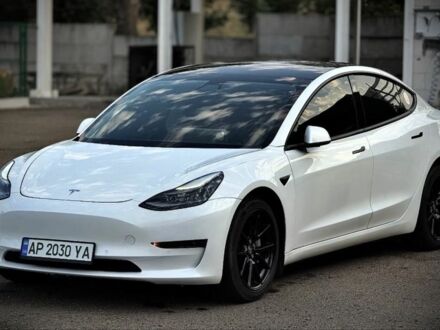 Білий Тесла Модель 3, об'ємом двигуна 0 л та пробігом 61 тис. км за 385 $, фото 1 на Automoto.ua