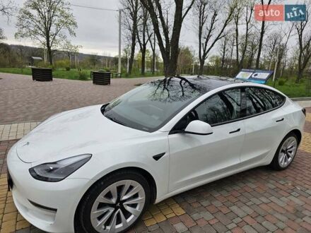 Білий Тесла Модель 3, об'ємом двигуна 0 л та пробігом 25 тис. км за 29000 $, фото 1 на Automoto.ua