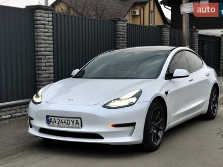 Білий Тесла Модель 3, об'ємом двигуна 0 л та пробігом 3 тис. км за 22000 $, фото 1 на Automoto.ua