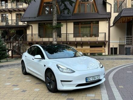 Білий Тесла Модель 3, об'ємом двигуна 0 л та пробігом 108 тис. км за 20900 $, фото 1 на Automoto.ua
