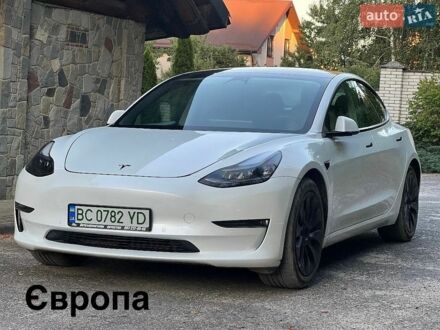 Білий Тесла Модель 3, об'ємом двигуна 0 л та пробігом 88 тис. км за 21500 $, фото 1 на Automoto.ua