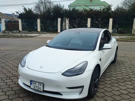 Белый Тесла Модель 3, объемом двигателя 0 л и пробегом 106 тыс. км за 16900 $, фото 1 на Automoto.ua