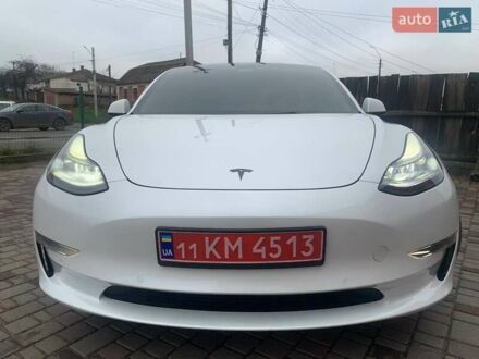 Белый Тесла Модель 3, объемом двигателя 0 л и пробегом 134 тыс. км за 19500 $, фото 1 на Automoto.ua