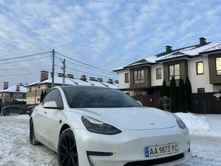 Білий Тесла Модель 3, об'ємом двигуна 0 л та пробігом 110 тис. км за 18900 $, фото 1 на Automoto.ua