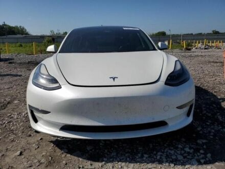 Білий Тесла Модель 3, об'ємом двигуна 0 л та пробігом 119 тис. км за 13800 $, фото 1 на Automoto.ua