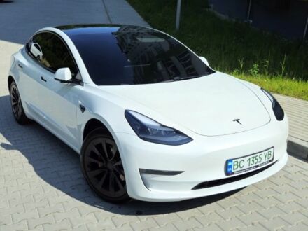 Тесла Модель 3 2021 в Новояворовск на Automoto.ua Белый Тесла Модель 3, объемом двигателя 0 л и пробегом 52 тыс. км за 22500 $, фото 1 на Automoto.ua