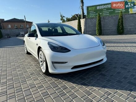 Белый Тесла Модель 3, объемом двигателя 0 л и пробегом 80 тыс. км за 21500 $, фото 1 на Automoto.ua