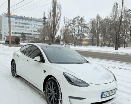 Белый Тесла Модель 3, объемом двигателя 0 л и пробегом 205 тыс. км за 15950 $, фото 1 на Automoto.ua