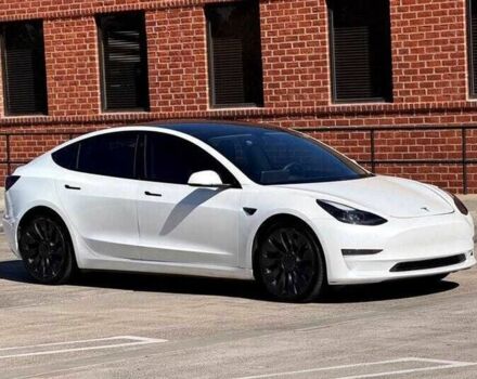 Білий Тесла Модель 3, об'ємом двигуна 0 л та пробігом 10 тис. км за 9400 $, фото 1 на Automoto.ua