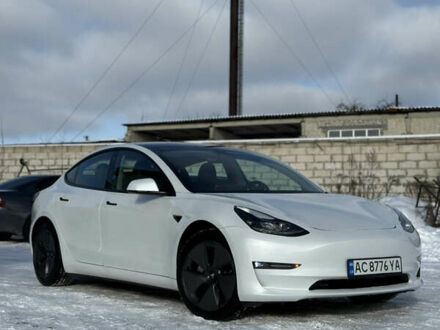 Білий Тесла Модель 3, об'ємом двигуна 0 л та пробігом 114 тис. км за 19500 $, фото 1 на Automoto.ua