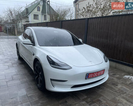 Белый Тесла Модель 3, объемом двигателя 0 л и пробегом 60 тыс. км за 19000 $, фото 1 на Automoto.ua