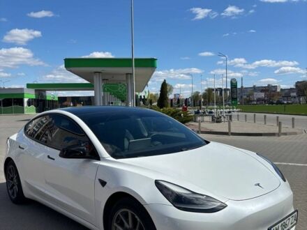 Белый Тесла Модель 3, объемом двигателя 0 л и пробегом 145 тыс. км за 16800 $, фото 1 на Automoto.ua