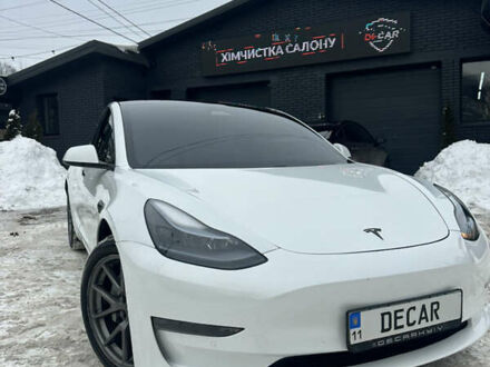 Белый Тесла Модель 3, объемом двигателя 0 л и пробегом 96 тыс. км за 19000 $, фото 1 на Automoto.ua
