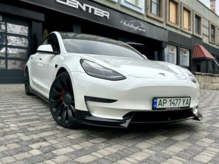 Білий Тесла Модель 3, об'ємом двигуна 0 л та пробігом 67 тис. км за 32500 $, фото 1 на Automoto.ua