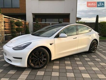 Тесла Модель 3 2021 у Львові на Automoto.ua Білий Тесла Модель 3, об'ємом двигуна 0 л та пробігом 105 тис. км за 16950 $, фото 1 на Automoto.ua