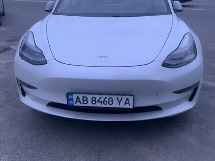 Тесла Модель 3 2021 у Вінниці на Automoto.ua Білий Тесла Модель 3, об'ємом двигуна 0 л та пробігом 125 тис. км за 20800 $, фото 1 на Automoto.ua
