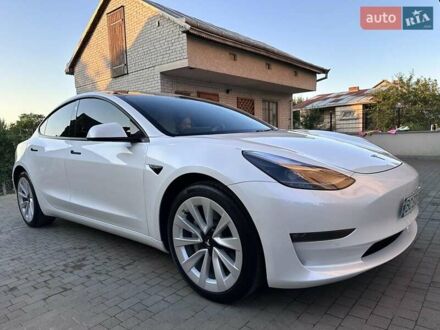 Тесла Модель 3 2021 у Львові на Automoto.ua Білий Тесла Модель 3, об'ємом двигуна 0 л та пробігом 27 тис. км за 22400 $, фото 1 на Automoto.ua