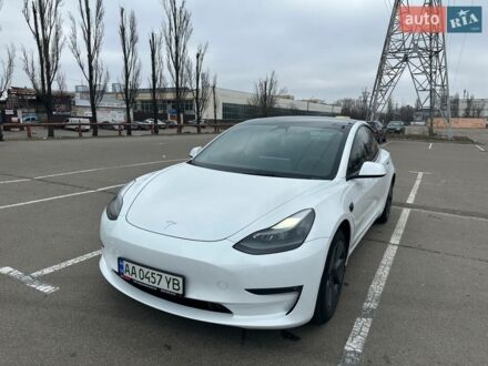 Білий Тесла Модель 3, об'ємом двигуна 0 л та пробігом 58 тис. км за 26999 $, фото 1 на Automoto.ua