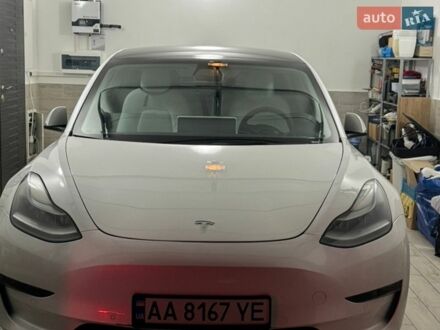 Белый Тесла Модель 3, объемом двигателя 0 л и пробегом 33 тыс. км за 21500 $, фото 1 на Automoto.ua