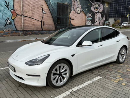 Белый Тесла Модель 3, объемом двигателя 0 л и пробегом 98 тыс. км за 19000 $, фото 1 на Automoto.ua