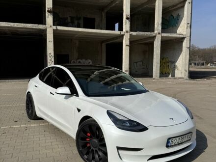 Белый Тесла Модель 3, объемом двигателя 0 л и пробегом 85 тыс. км за 22399 $, фото 1 на Automoto.ua