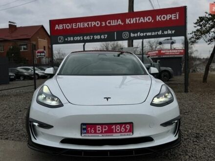 Белый Тесла Модель 3, объемом двигателя 0 л и пробегом 108 тыс. км за 19100 $, фото 1 на Automoto.ua