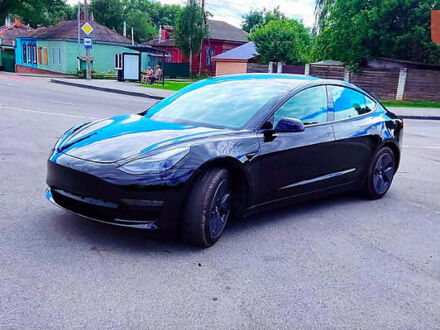 Тесла Модель 3 2021 у Києві на Automoto.ua Білий Тесла Модель 3, об'ємом двигуна 0 л та пробігом 74 тис. км за 29999 $, фото 1 на Automoto.ua