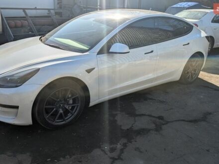 Білий Тесла Модель 3, об'ємом двигуна 0 л та пробігом 179 тис. км за 15999 $, фото 1 на Automoto.ua