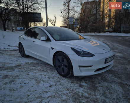 Белый Тесла Модель 3, объемом двигателя 0 л и пробегом 42 тыс. км за 19500 $, фото 1 на Automoto.ua