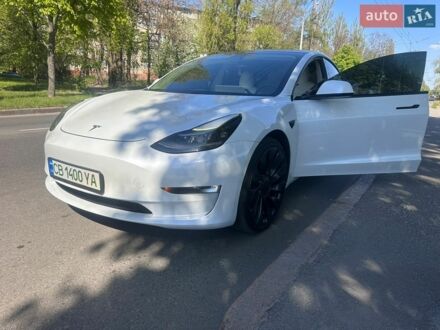 Білий Тесла Модель 3, об'ємом двигуна 0 л та пробігом 80 тис. км за 25000 $, фото 1 на Automoto.ua