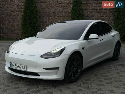 Белый Тесла Модель 3, объемом двигателя 0 л и пробегом 104 тыс. км за 16500 $, фото 1 на Automoto.ua