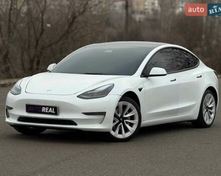 Белый Тесла Модель 3, объемом двигателя 0 л и пробегом 87 тыс. км за 20900 $, фото 1 на Automoto.ua