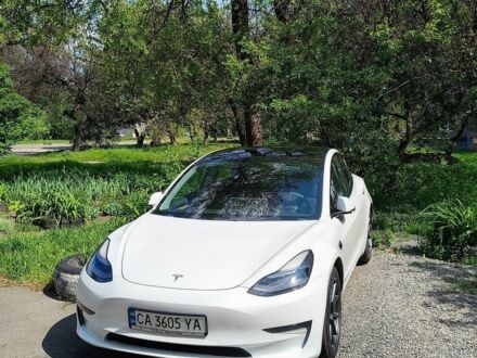 Белый Тесла Модель 3, объемом двигателя 0 л и пробегом 66 тыс. км за 18500 $, фото 1 на Automoto.ua