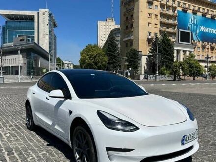 Белый Тесла Модель 3, объемом двигателя 0 л и пробегом 167 тыс. км за 18900 $, фото 1 на Automoto.ua