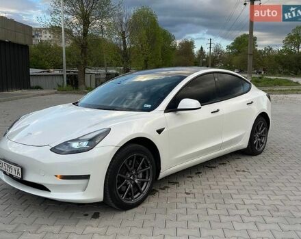 Белый Тесла Модель 3, объемом двигателя 0 л и пробегом 264 тыс. км за 14800 $, фото 1 на Automoto.ua