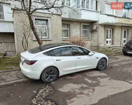 Белый Тесла Модель 3, объемом двигателя 0 л и пробегом 71 тыс. км за 17900 $, фото 1 на Automoto.ua