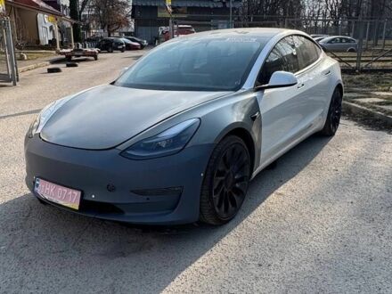 Белый Тесла Модель 3, объемом двигателя 0 л и пробегом 130 тыс. км за 13500 $, фото 1 на Automoto.ua