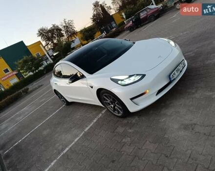 Белый Тесла Модель 3, объемом двигателя 0 л и пробегом 142 тыс. км за 17500 $, фото 1 на Automoto.ua