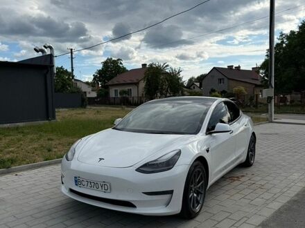 Білий Тесла Модель 3, об'ємом двигуна 0 л та пробігом 157 тис. км за 16999 $, фото 1 на Automoto.ua
