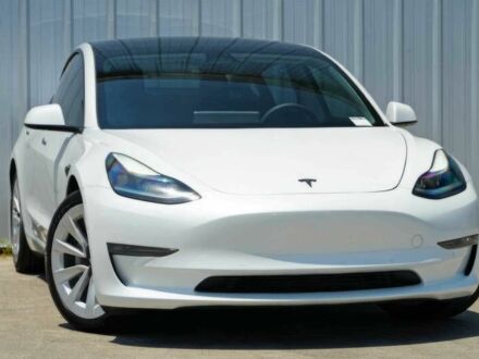 Тесла Модель 3 2021 у Коломые на Automoto.ua Білий Тесла Модель 3, об'ємом двигуна 0 л та пробігом 37 тис. км за 18200 $, фото 1 на Automoto.ua