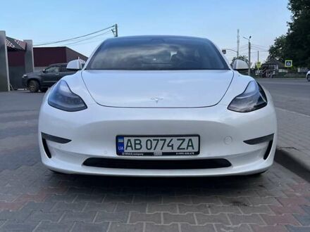 Белый Тесла Модель 3, объемом двигателя 0 л и пробегом 164 тыс. км за 18400 $, фото 1 на Automoto.ua