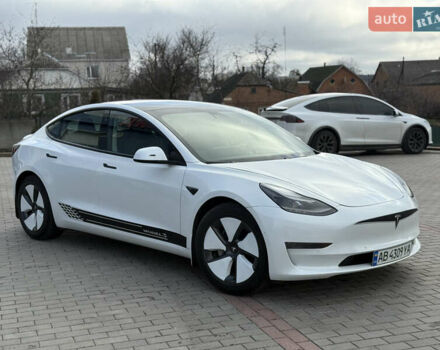 Білий Тесла Модель 3, об'ємом двигуна 0 л та пробігом 79 тис. км за 19200 $, фото 1 на Automoto.ua