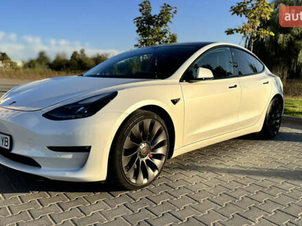 Белый Тесла Модель 3, объемом двигателя 0 л и пробегом 88 тыс. км за 22900 $, фото 1 на Automoto.ua