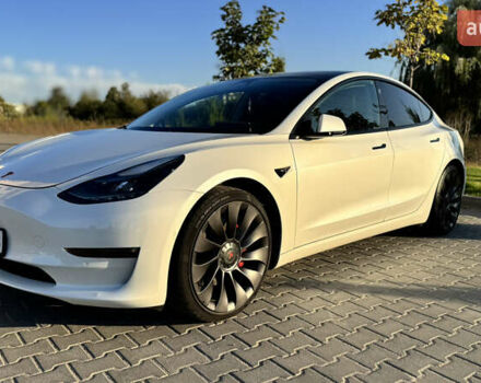 Білий Тесла Модель 3, об'ємом двигуна 0 л та пробігом 90 тис. км за 22000 $, фото 1 на Automoto.ua