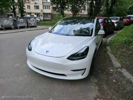 Білий Тесла Модель 3, об'ємом двигуна 0 л та пробігом 75 тис. км за 19990 $, фото 1 на Automoto.ua