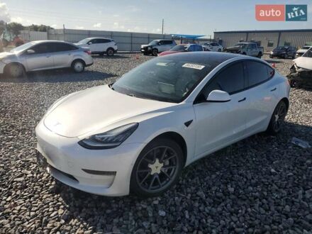 Тесла Модель 3 2021 в Хмельницком на Automoto.ua Белый Тесла Модель 3, объемом двигателя 0 л и пробегом 120 тыс. км за 6700 $, фото 1 на Automoto.ua