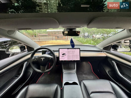 Тесла Модель 3 2021 в Киеве на Automoto.ua Белый Тесла Модель 3, объемом двигателя 0 л и пробегом 75 тыс. км за 23500 $, фото 1 на Automoto.ua