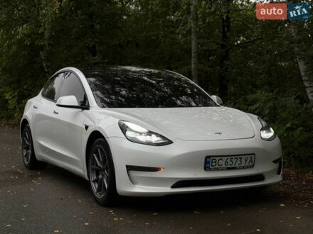 Белый Тесла Модель 3, объемом двигателя 0 л и пробегом 109 тыс. км за 15500 $, фото 1 на Automoto.ua