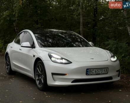 Белый Тесла Модель 3, объемом двигателя 0 л и пробегом 109 тыс. км за 15500 $, фото 1 на Automoto.ua