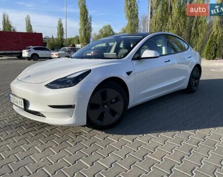 Білий Тесла Модель 3, об'ємом двигуна 0 л та пробігом 37 тис. км за 22500 $, фото 1 на Automoto.ua